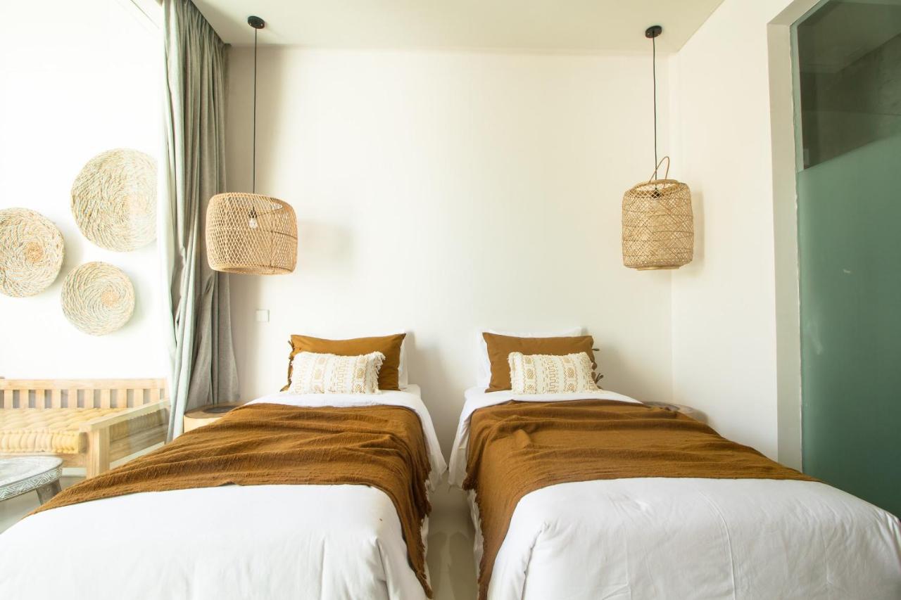 Pelangi 148 Beach Suites Seminyak Exteriör bild